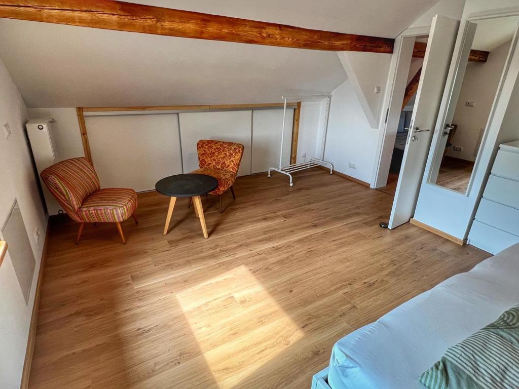 Helle 2 Zimmer Dg Wohnung Passau Eksteriør bilde